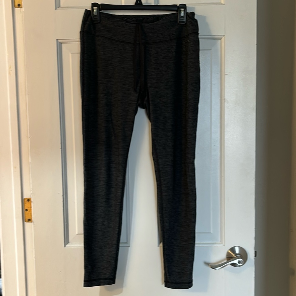 Danskin heathered grey leggings